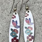 Vintage Enamel Flower & Butterfly Brass Earrings Pierce Dangle Work Gold Tone White Photo 7