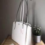 Kate Spade Purse Photo 4