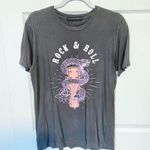 LULUSIMONSTUDIO Snake on Guitar T Photo 0