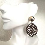 Silver and gold tone post drop earrings Photo 5