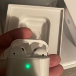 Apple Airpods Second Gen  Photo 4