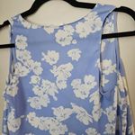 Lush Clothing Lush Blouse Tank Top Light Blue White Floral Print BusinessCasual V-Neck Neutral Photo 5