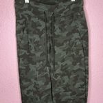 Lululemon Ready To Rulu High-Rise Jogger Women's Green Camo. Size 2 Photo 2