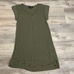 Ellen Tracy Caper Green V-Neck Crepe Material with Crochet Detail Blouse Medium Photo 3