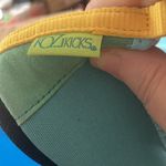 Koz kicks Aqua Slip Photo 3