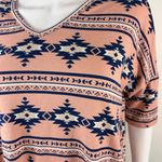 Cute Womens Top Size M Pink Size M Photo 1