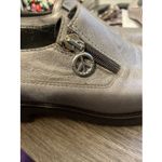 Donald Pliner DONALD J PLINER SPORT Women's Uzip gray silver leather lug sole loafer, 7.5M Photo 3