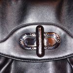 Daisy Fuentes  purse Photo 1