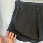 Nike  Women's Swoosh Ombre Tempo Brief-Lined Running Shorts size XS Photo 2