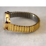 Source Unknown Timeless Everyday Gold Tone Metal Stretch Band NWOT Working Watch Photo 2