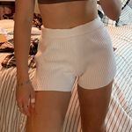 white knit shorts Photo 0