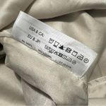 MM.LaFleur The Bevin Dress - Washable Silk Charmeuse in Pearl Photo 12