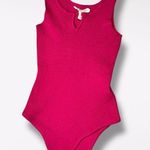 Happily Grey Ribbed Scoop V-Neck Neck Bodysuit Fuchsia Size Small Photo 7