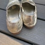 Tory Burch gold driving loafers 9.5 like new Photo 4