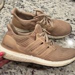 Adidas pink  ultraboosts Photo 0