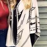 Francesca's Francesca’s Aztec Poncho Photo 0