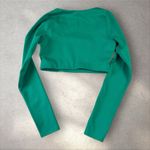 Girlfriend Collective  Top Crop Kinsley Long Sleeve Athletic Emerald Green Sz M‎ Photo 4