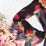 Guess by Marciano Guess Women's Marciano Dynasty Top Floral Print Neck Tie~ SZ M Photo 3