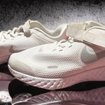 Nike Revolution 5 FlyEase Running Shoes White Women’s 7 Velcro Zip CJ9885-102 Photo 0