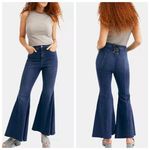 Free People We The Free Ma Cherie Flare Jeans Women’s Size 26 Stretch Denim Photo 1