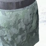 Ted Baker Designer  London • NWT • Women’s size 2 mini camo skirt Photo 4