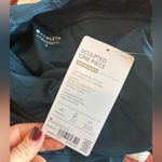Athleta NWT  Sculpted One Piece Swimsuit Small Photo 4