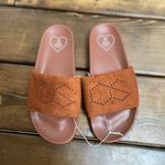 OASIS SOCIETY The Journey Perforated Slip Photo 2