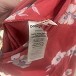 Patagonia Womenโs Medium Red Floral Wrap Skirt Photo 3