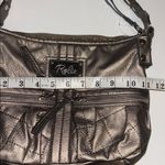Relic BRAND SILVER METALLIC SHOULDER BAG POCKETS IN FRONT ZIPPER CLOSURE ON TOP Photo 13