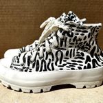 Converse  Platform Sneaker Chuck Taylor All Star Lugged High Top Black 7 Photo 3