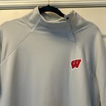 Under Armour  Wisconsin Badgers pullover Photo 1