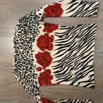 IN FASHION Women's Long Sleeve Sweater Leopard Rose Zebra Print Cream Black Red Size undefined Photo 1