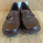 Clarks Loafers Size 8 M Brown Leather Wedge 1"Heel Photo 5
