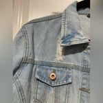NWT New Collection Size M Light Wash Cotton Stretch Distressed Denim Jean Jacket Blue Size M Photo 3