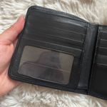 Coach Vintage  black genuine leather bifold wallet with snap closure coin pocket Photo 3