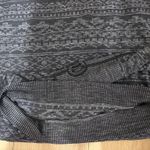 Lululemon  Christmas sweater  Photo 5