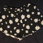 Forever 21 Daisy Craze Flowy Shorts Size Medium Photo 3
