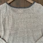 Madewell  Modern Linen Ringer Raglan Tee in Oatmeal Heather & Grey Size Medium Photo 6