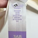 secret treasures NEW  intimates off white / cream wirefree bra size 36B Photo 1