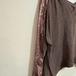 HOMAGE Brown V Photo 3