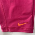 Nike  PRO Women Medium Pink Capri‎ Leggings Gym Workout Performance Viz Photo 2