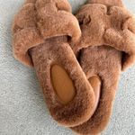 Amazon Brown fuzzy slides Photo 2