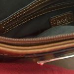 CHAPS Purse  Two-Tone Crossbody Bag great condition well made Photo 7