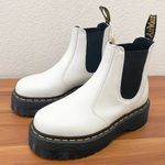Dr. Martens 2976 White Quad Smooth Leather Platform Chelsea Boots Size 6 Women’s Photo 3