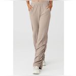 Alo Yoga  Ruched Soft Sculpt Pant in Taupe, Size Large Long 33" inseam Photo 1