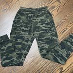 Alphalete Camo Joggers Photo 0