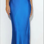 Selfie Leslie   Blue strapless maxi dress. Photo 0