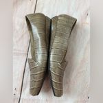 Vionic  Delores Beige Croc Embossed Leather Loafers Size 9 Woman’s Photo 2