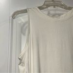 Zenana Outfitters Cream Sleeveless Top Women’s Medium Photo 2