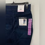 Nine West NWT  Heidi‎ Pull on Skinny Crop Jeans Size 6 Photo 3